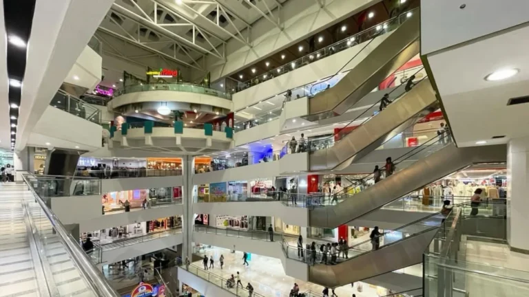 jam buka tunjungan plaza surabaya terbaru