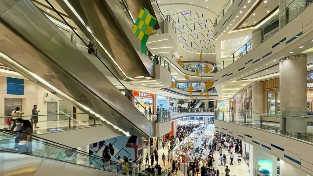 wisata indoor di surabaya yang seru dikunjungi